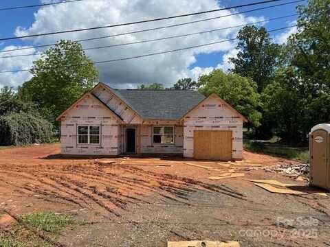 302 W Second Street, Lowell, NC 28098