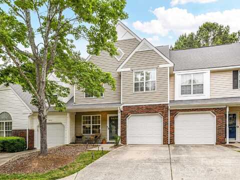 9723 Mattforest Circle, Charlotte, NC 28277