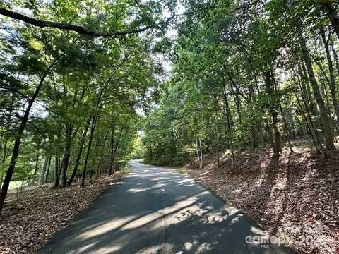 * Spanish Oak Lane, Gastonia, NC 28056