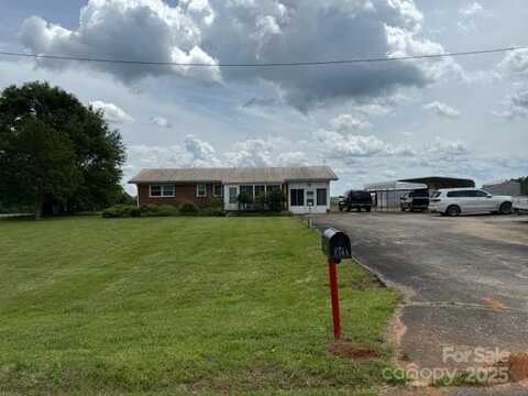 2165 McCraw Road, Mooresboro, NC 28114