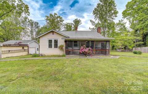 54 Green Haven Lane, Hendersonville, NC 28791