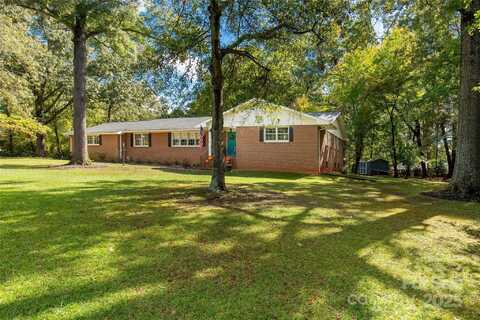 709 Plantation Road, Lancaster, SC 29720