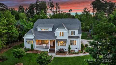 106 Thunder Hill Road, Mooresville, NC 28117