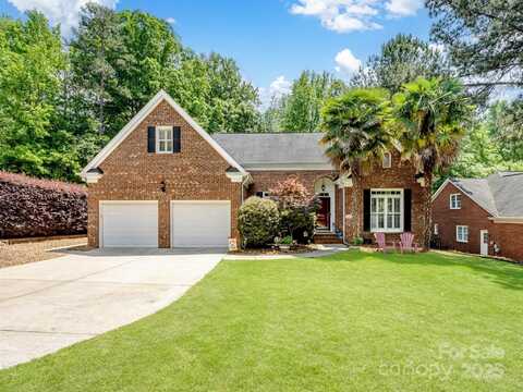 8128 Sealey Court, Charlotte, NC 28277