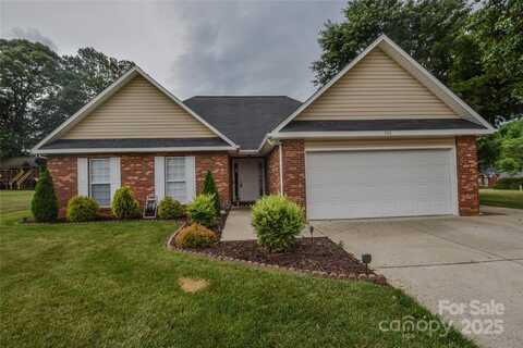 330 Kilmer Lane, Mooresville, NC 28115