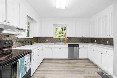 6012 Tuckaseegee Road, Charlotte, NC 28208