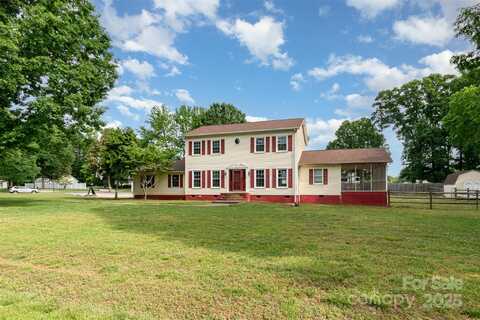 131 Scotland Drive, Mooresville, NC 28115