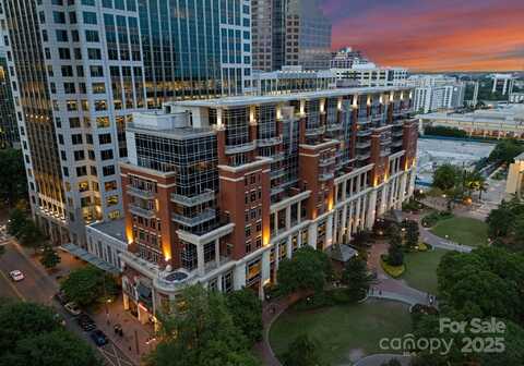 435 S Tryon Street, Charlotte, NC 28202