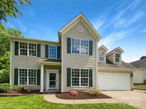 10406 Baskerville Avenue, Charlotte, NC 28269