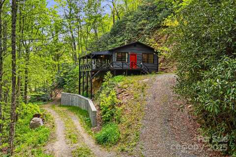 83 Snowy Cove Lane, Black Mountain, NC 28711