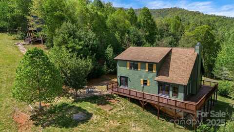 2521 Double Island Road, Green Mountain, NC 28740