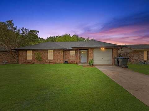 8400 Charles Street, Greenville, TX 75402