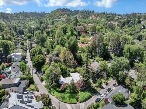 13606 Oak Canyon Avenue, Sherman Oaks, CA 91423