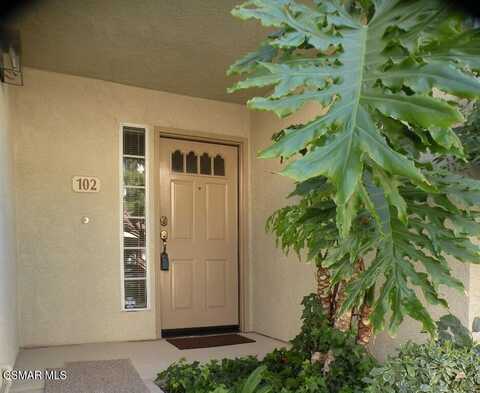 684 Sutton Crest Trail, Oak Park, CA 91377
