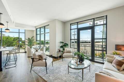 5 Gadsdenboro Street, Charleston, SC 29401