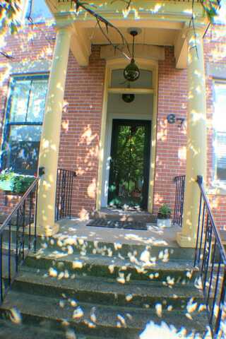 67 Warren Street, New Haven, CT 06511
