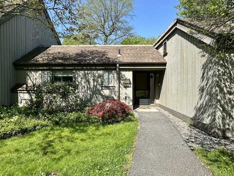 336 Heritage Village, Southbury, CT 06488