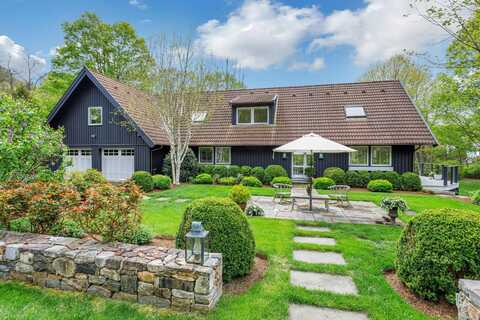 12 Old Redding Road, Redding, CT 06896