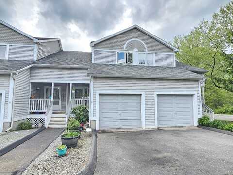 675 Newfield Street, Middletown, CT 06457