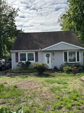 16 Glen Hills Road, Meriden, CT 06451