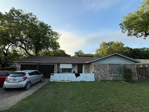 3501 Brambleton Place, Forest Hill, TX 76119