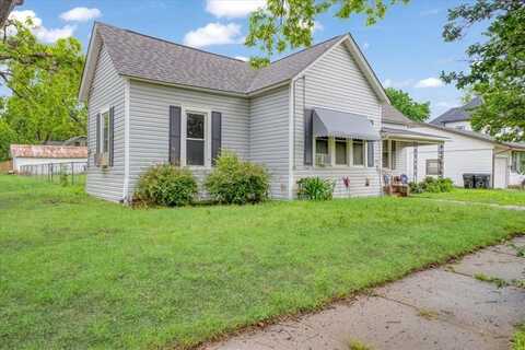 1231 W Woodard Street, Denison, TX 75020