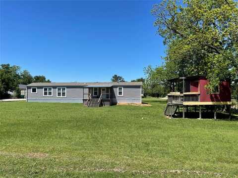 322 E College Street, Fairfield, TX 75840