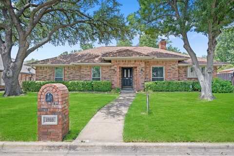 1918 Rockbrook Drive, Arlington, TX 76006