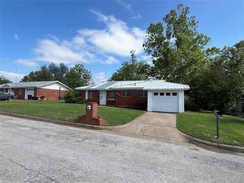 604 E 5th Street, Weatherford, TX 76086