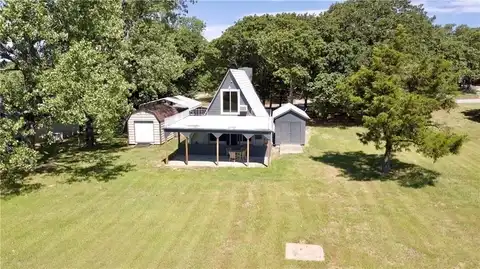 107 Cayuga Trail, Lake Kiowa, TX 76240