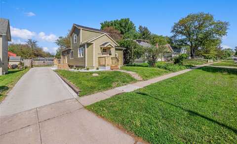 504 9th Street, West Des Moines, IA 50265