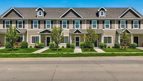 2308 Hazeltine Place, Norwalk, IA 50211