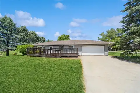 612 W Pleasant Street, Pleasantville, IA 50225