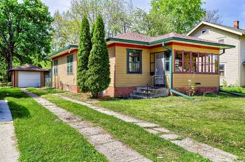 720 10th Street, Ames, IA 50010