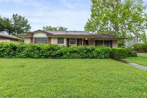 1331 Northlake Drive, Richardson, TX 75080
