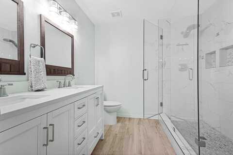 2921 Desert Drive, Denton, TX 76210