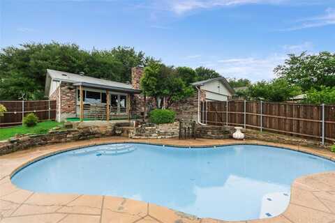6422 Gate Ridge Circle, Garland, TX 75043