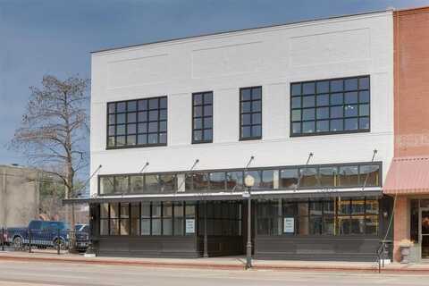 115 E Moore Avenue, Terrell, TX 75160