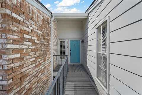 2905 Lake Shore Drive, Waco, TX 76708
