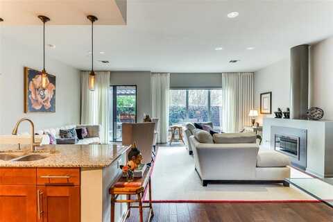 2604 Museum Way, Fort Worth, TX 76107