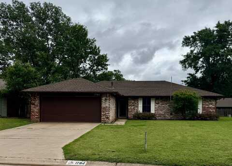 1784 Denim Lane, Enid, OK 73703