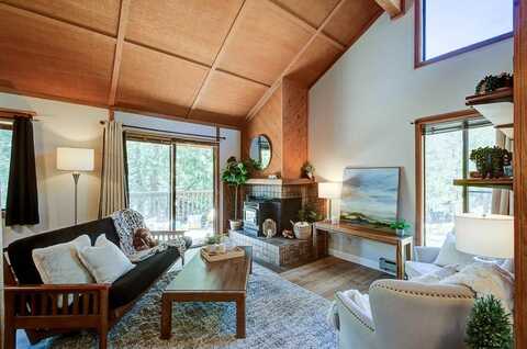 40662 Village Pass Lane, Shaver Lake, CA 93664
