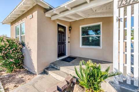 1312 Esther Way, Fresno, CA 93728