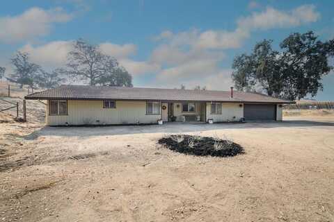 22630 Stagecoach Lane, Clovis, CA 93619