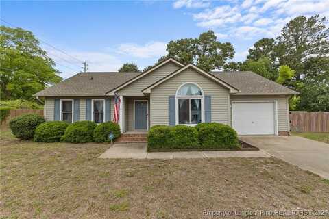 101 Live Oak Drive, Raeford, NC 28376