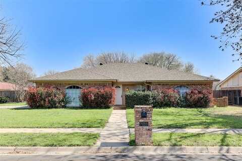 7020 Stonybrooke Drive, North Richland Hills, TX 76182