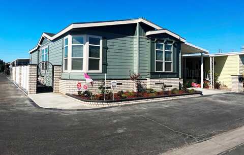 19350 Ward Street, Huntington Beach, CA 92646