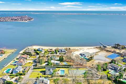 64 ROMANA DR, Hampton Bays, NY 11946