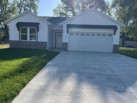 309 N Winchester Street, Geneva, IN 46740
