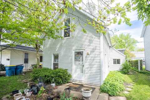 909 W Market Street, Bluffton, IN 46714